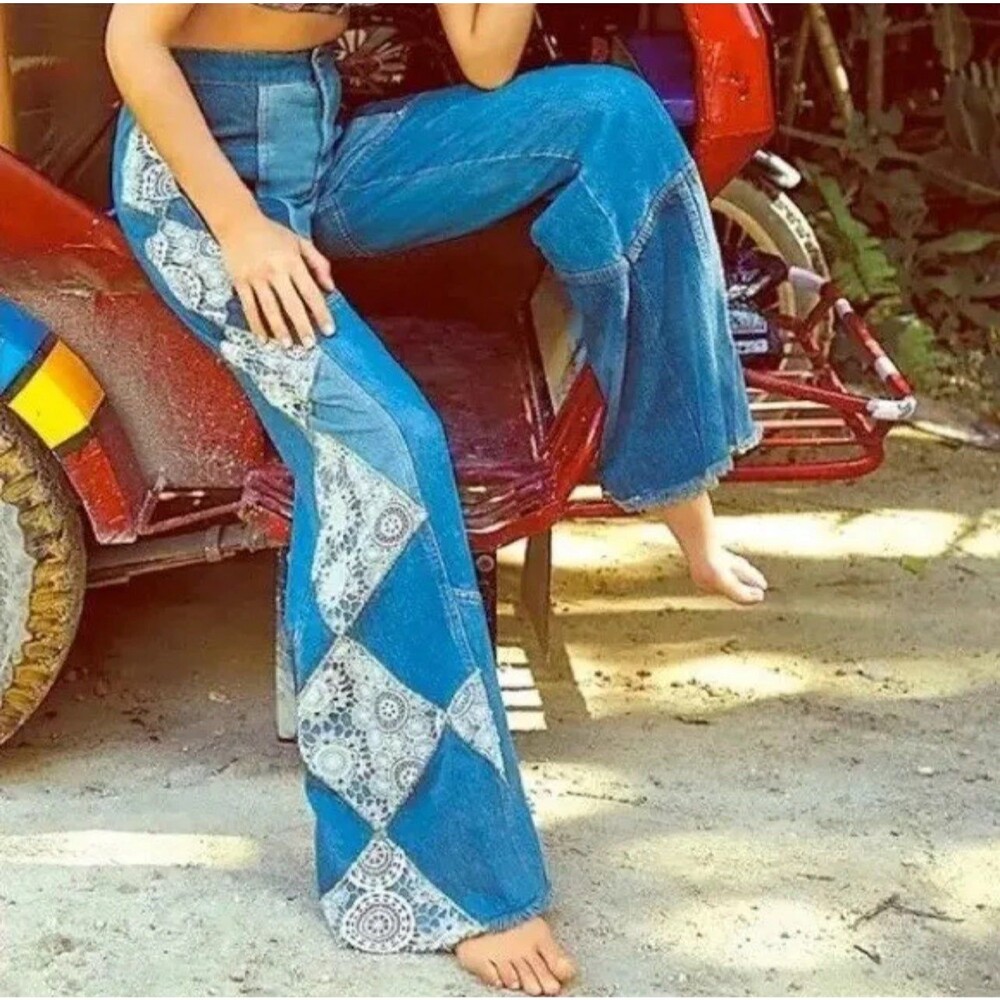 We the Free In My Element Kaleidoscope Patched High Rise Raw Hem Flare Jeans NEW